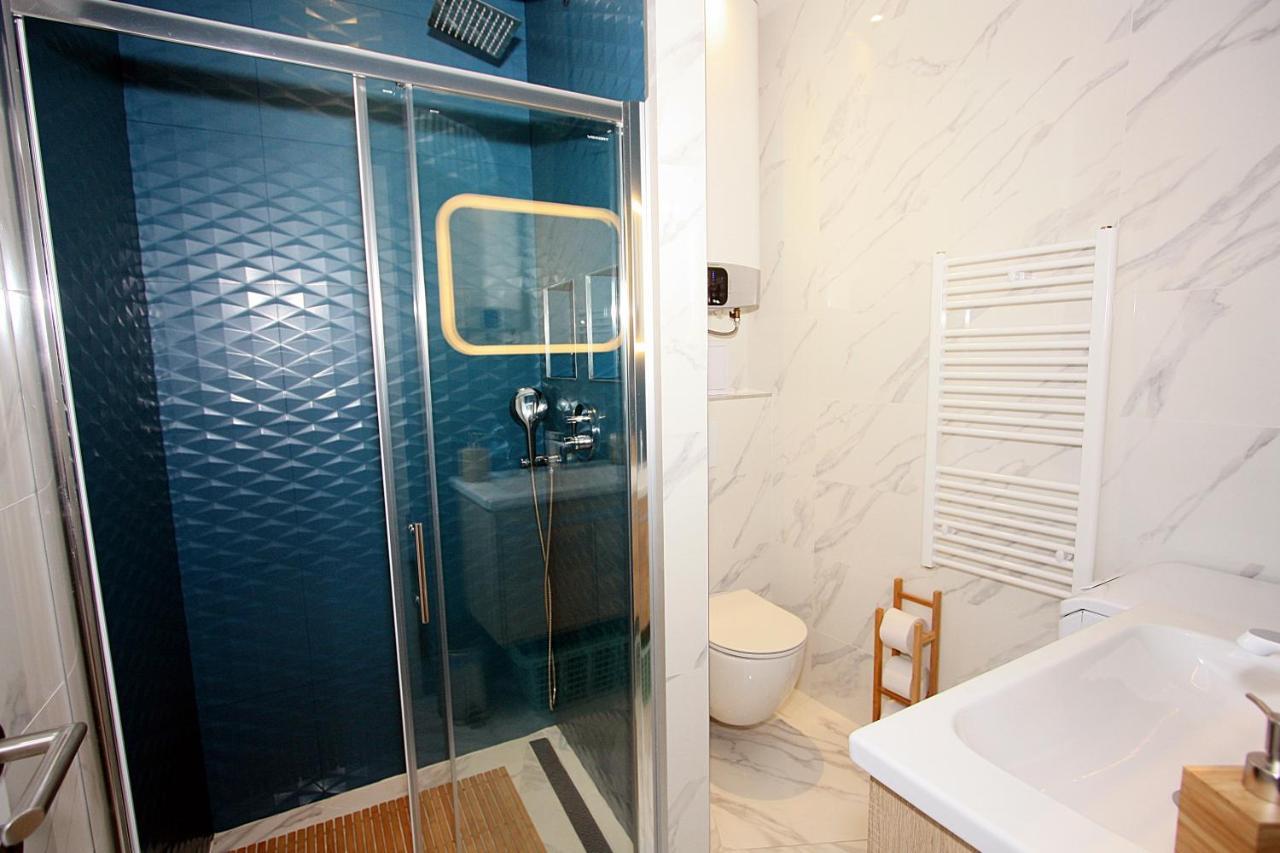 Apartman Michelangelo In The Centar Of Супетар Екстериор снимка