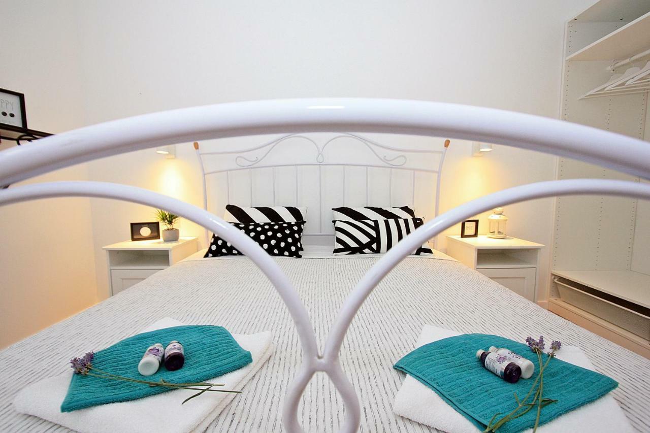 Apartman Michelangelo In The Centar Of Супетар Екстериор снимка
